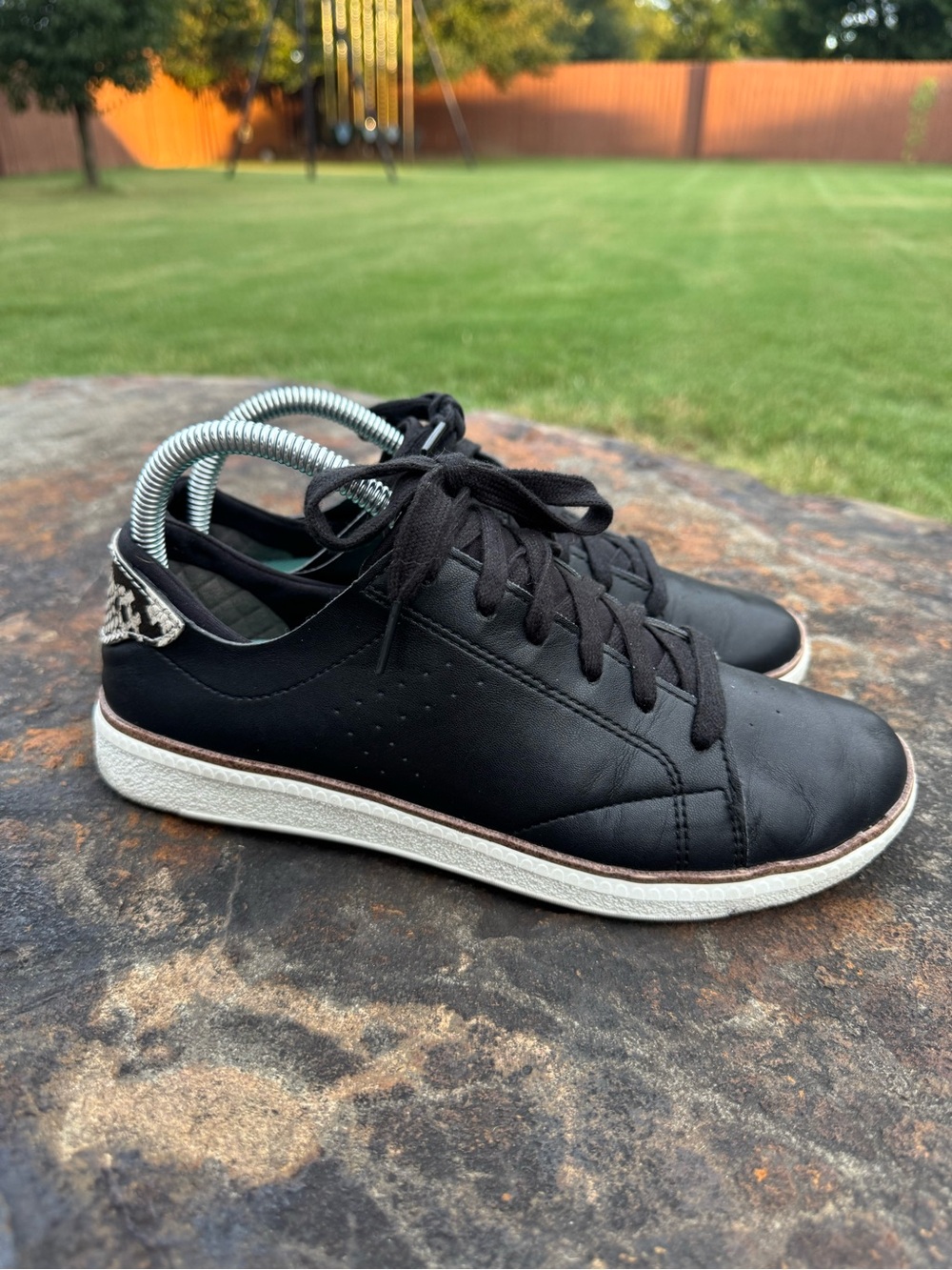 DR. SCHOLLS Women's Sz 7.5 Sweet Life Leather Oxford Sneaker Shoe Black Sun - Picture 13 of 16